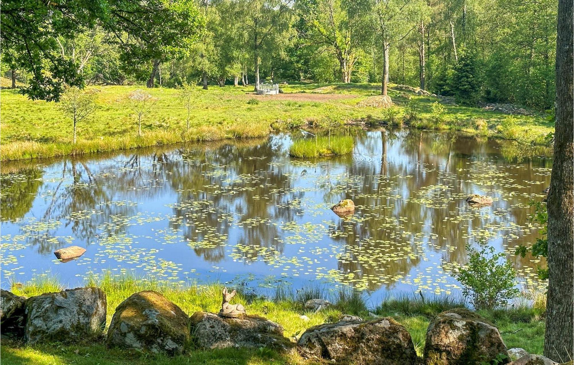 Awesome Home In Aetran With Lake View Atran Eksteriør bilde